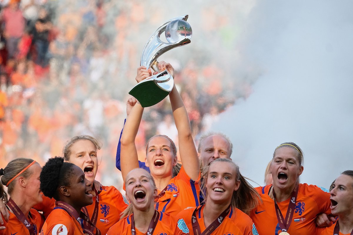 Netherlands players celebrate winning the final by 4 goals to 2 over Denmark following the UEFA Women's Euros 2017 Final match at De Grolsch Veste, Enschede Picture by Kristian Kane/Focus Images Ltd +44 7814 482222 06/08/2017