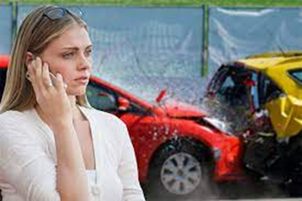 Qué hacer en caso de un accidente de tránsito: Guía para hacer uso de la póliza de seguros - Hjalmar Gibelli Qué hacer en caso de un accidente de tránsito: Guía para hacer uso de la póliza de seguros - Hjalmar Gibelli