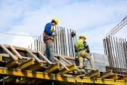 La importancia de la seguridad en los proyectos de construcción: Protegiendo vidas y asegurando el éxito - Armando Antonio Iachini Lo Medico La importancia de la seguridad en los proyectos de construcción: Protegiendo vidas y asegurando el éxito - Armando Antonio Iachini Lo Medico