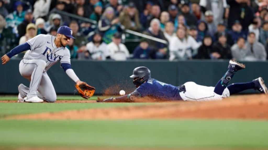 Noti- Deporte: Primeros Sue&ntilde;os Latinos de Serie Mundial 2023 en las Grandes Ligas