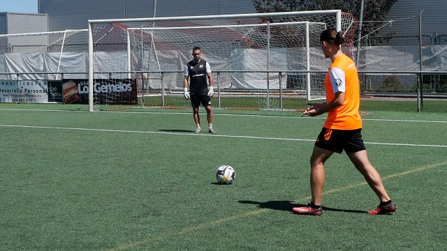 Noti- deporte: C&oacute;mo DEFINIR en f&uacute;tbol c&oacute;mo un PRO frente al portero