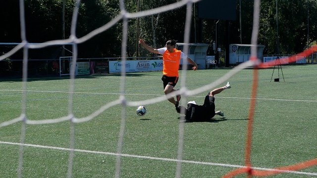 Noti- deporte: C&oacute;mo DEFINIR en f&uacute;tbol c&oacute;mo un PRO frente al portero