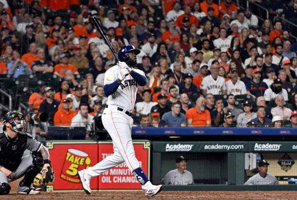 Noti- Deporte: Los Latinos Mas Destacados en Series de Division en las Grandes Ligas Noti- Deporte: Los Latinos Mas Destacados en Series de Division en las Grandes Ligas