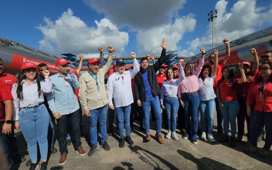 Juan Carlos D&iacute;az Socorro | 10 nuevas cisternas de combustible son asignadas por PDVSA al estado Monagas