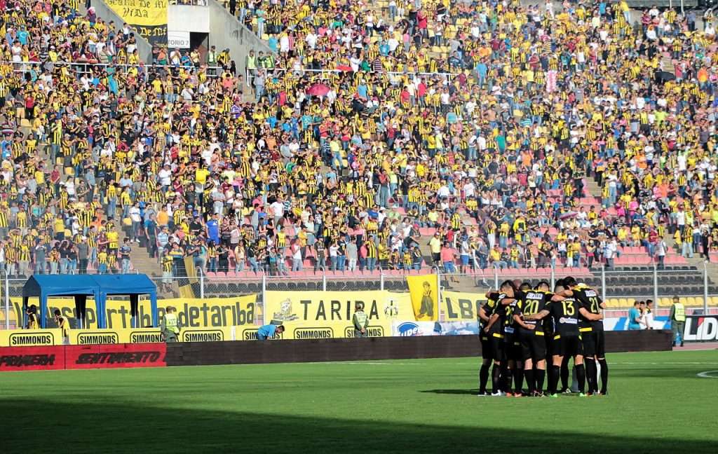 Cinco d&eacute;cadas de pura pasi&oacute;n aurinegra