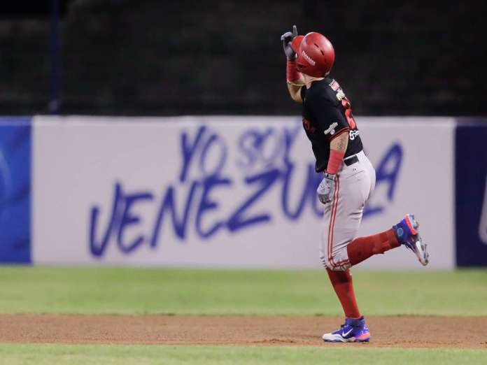Se cierran las posiciones despu&eacute;s del primer lugar
