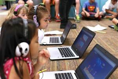 Cómo Usar la Tecnología para Fortalecer la Educación: Innovación en las Aulas del Siglo XXI Cómo Usar la Tecnología para Fortalecer la Educación: Innovación en las Aulas del Siglo XXI