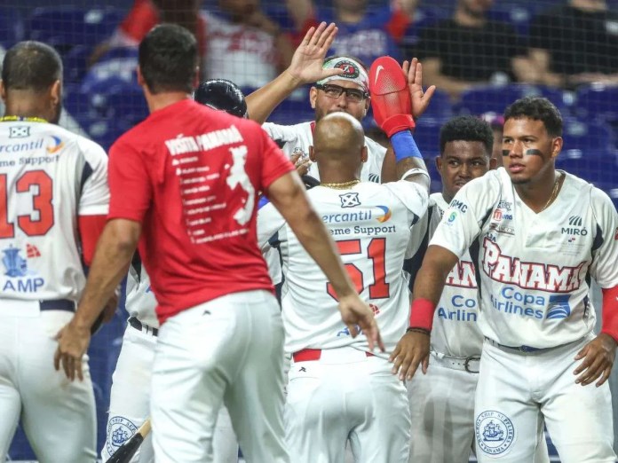 Panam&aacute; sigue invicto y est&aacute; en semifinales