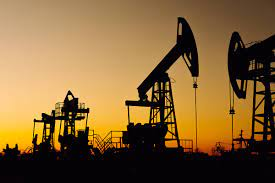 Cuando Comienza la Explotaci&oacute;n Petrolera: Un Vistazo a su Historia y Evoluci&oacute;n