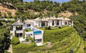 Tipos de Vivienda: Descubre las Diferencias entre Casa, Chalet, Piso, Mansi&oacute;n y Villa&nbsp;