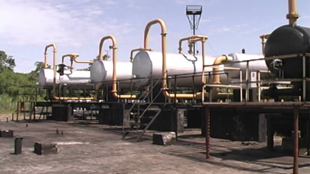 Implementación de Estrategias de Sostenibilidad Ambiental en el Comercio Petrolero: Comprometidos con un Futuro Sostenible Implementación de Estrategias de Sostenibilidad Ambiental en el Comercio Petrolero: Comprometidos con un Futuro Sostenible