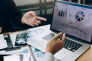 Análisis de Datos y Predicciones Económicas con IA: La Revolución de la Inteligencia Artificial en el Mundo Financiero Análisis de Datos y Predicciones Económicas con IA: La Revolución de la Inteligencia Artificial en el Mundo Financiero