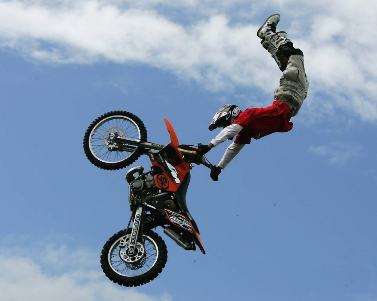 Descubre los beneficios f&iacute;sicos y psicol&oacute;gicos de practicar deportes extremos