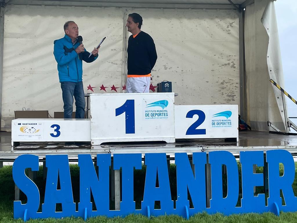 Noti- Deporte: El triatl&oacute;n con estrella que ilumina Santander