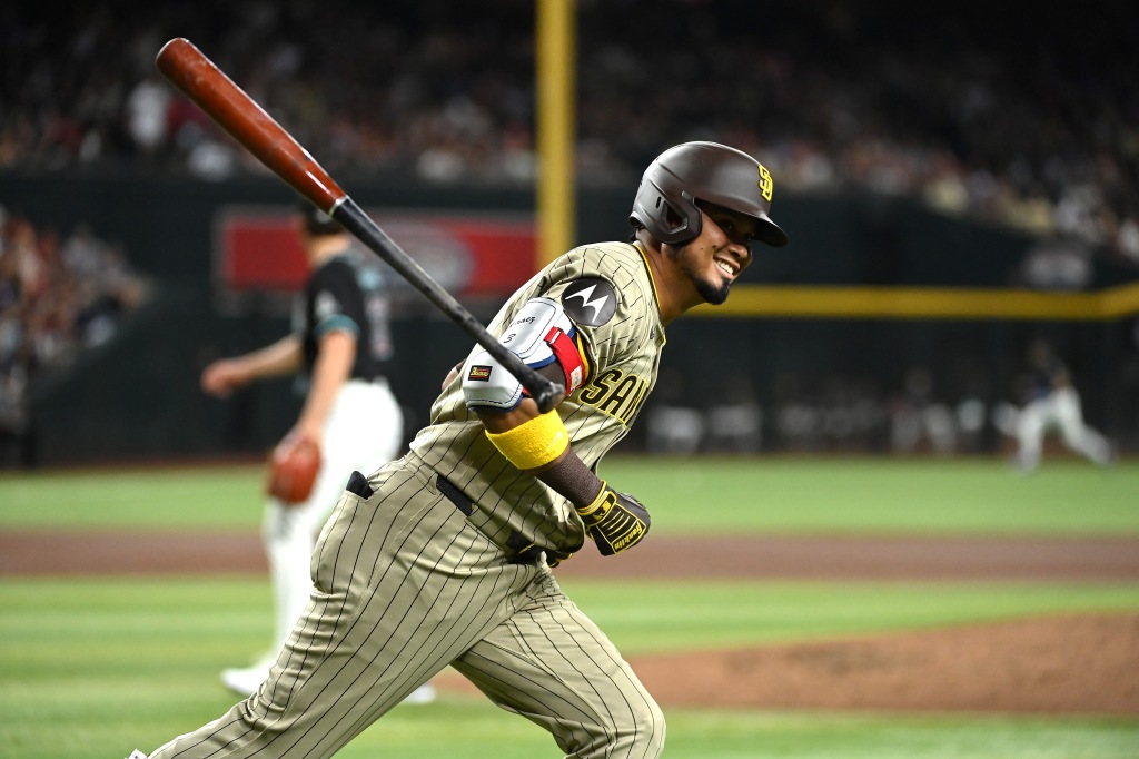 Noti- Deporte: Los Latinos Lideres en Sencillos en las Grandes Ligas