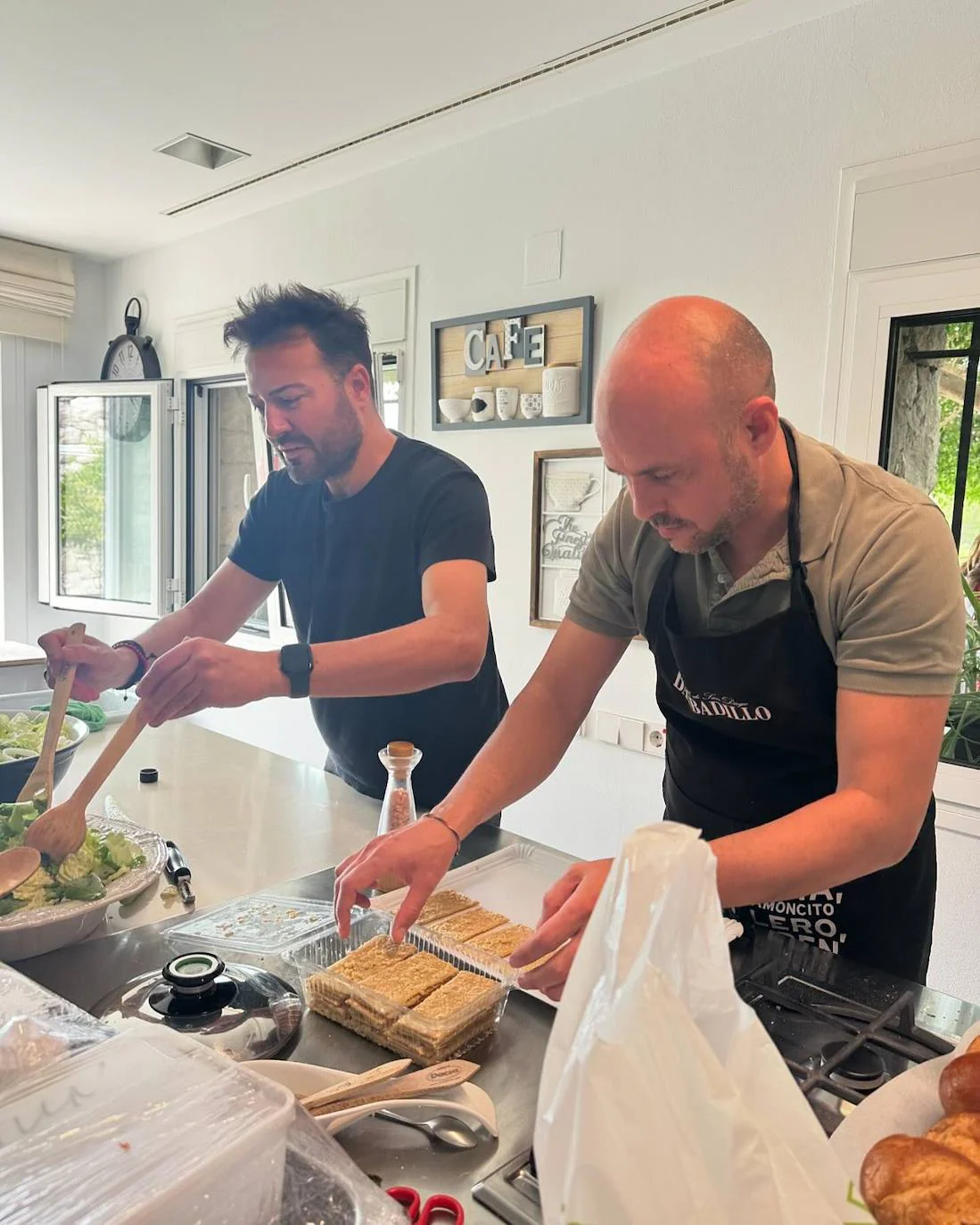M&aacute;s que un Delantal: La Diferencia entre un Gastr&oacute;nomo y un Cocinero
