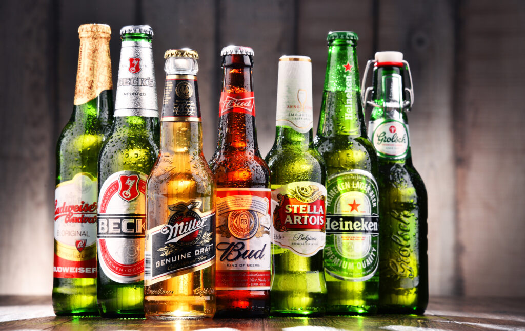 Metropolitan Distribuitors | El Renacer de las Bebidas Alcohólicas Artesanales: Explorando el Auge de las Cervezas y Licores Hechos a Mano y su Influencia en el Mercado Moderno