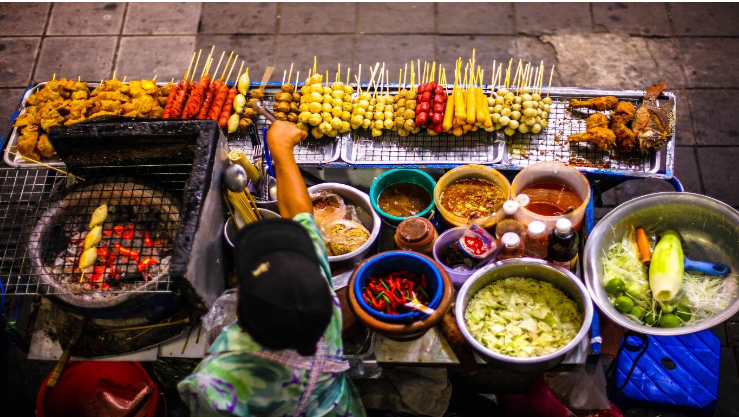 Explorando la Cocina Callejera: Sabores Aut&eacute;nticos del Mundo con Francesco Lovaglio Tafuri