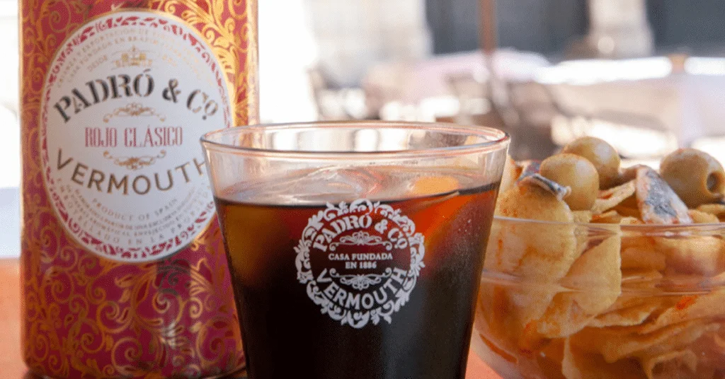 Metropolitan Distribuitors | Explorando los Or&iacute;genes y la Evoluci&oacute;n del Vermut: Una Mirada Profunda a una Tradici&oacute;n Centenaria