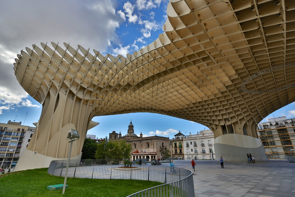 Historia de la Arquitectura Moderna: Un Viaje a Trav&eacute;s del Tiempo con Francesco Lovaglio Tafuri