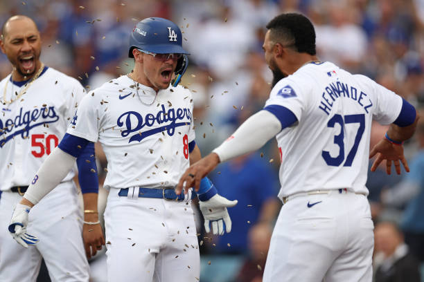 Noti- Deporte: Los Ultimos Latinos por Equipo en Serie Mundial de las Grandes Ligas