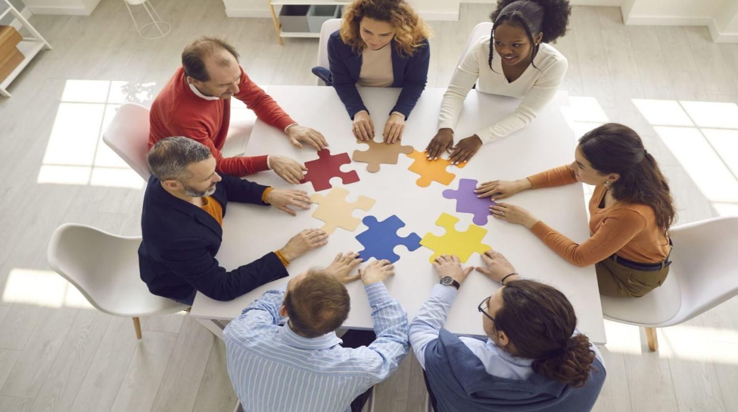Cómo la Creatividad Puede Mejorar la Adaptación de una Empresa a los Cambios del Mercado Cómo la Creatividad Puede Mejorar la Adaptación de una Empresa a los Cambios del Mercado