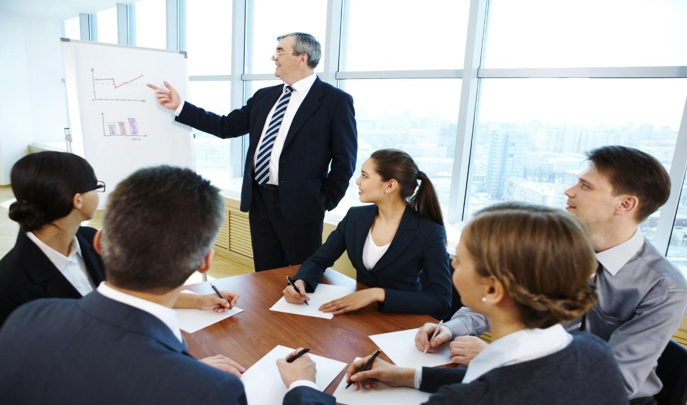 Beneficios de Contratar un Asesor de Negocios para tu Empresa