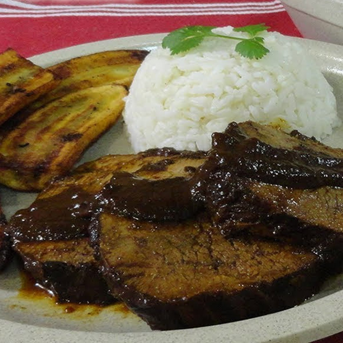 Nelson Rafael Bustamante Abidar | Cu&aacute;les son los Platos M&aacute;s Emblem&aacute;ticos de la Gastronom&iacute;a Venezolana