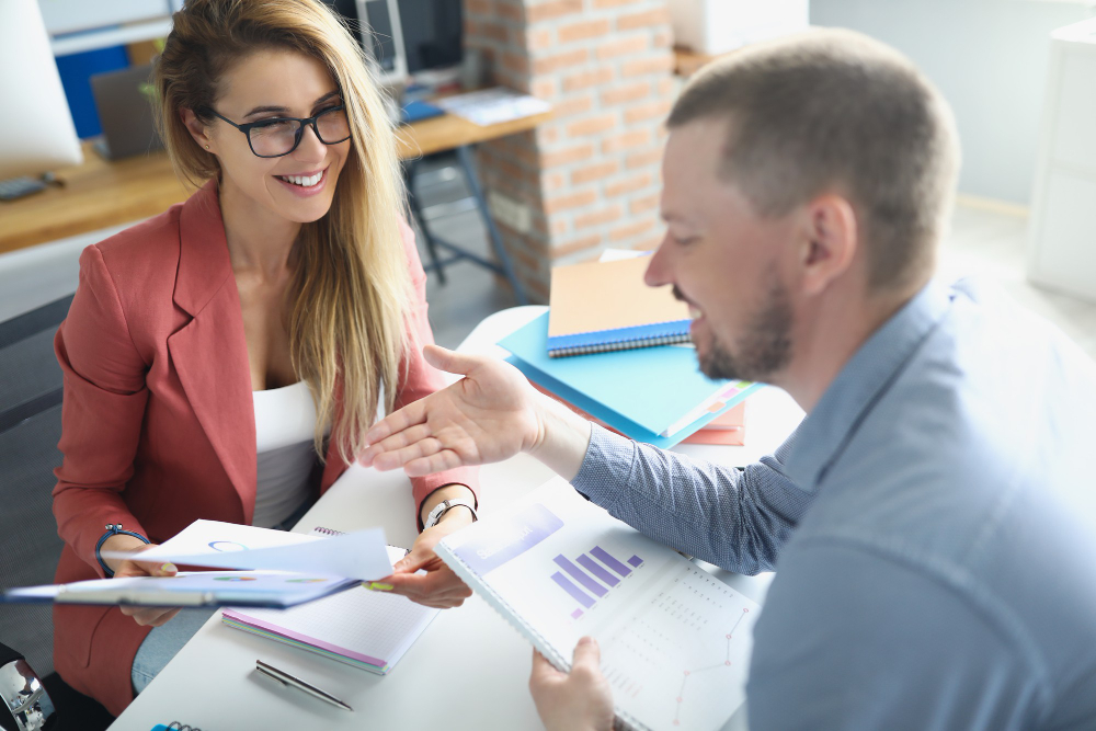 C&oacute;mo Elegir un Buen Asesor de Negocios para una Empresa
