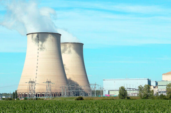Ventajas y Desventajas de la Energ&iacute;a Nuclear: Un An&aacute;lisis Completo