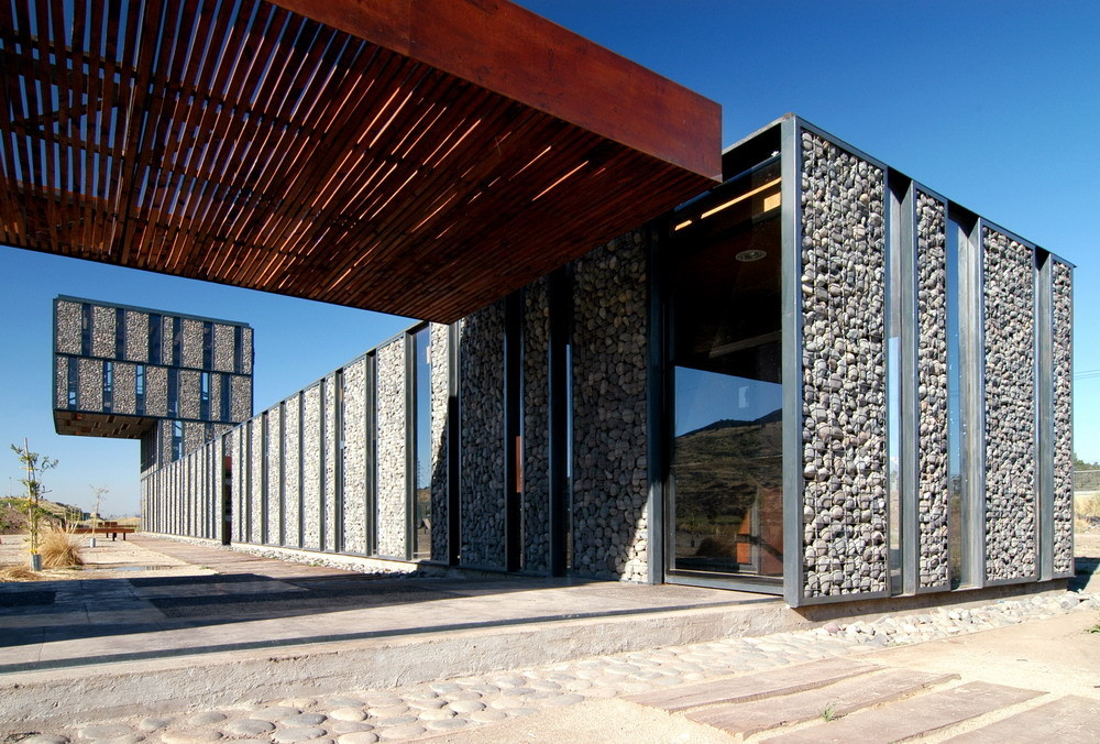 7 ventajas del Uso de Materiales Sint&eacute;ticos en Construcci&oacute;n