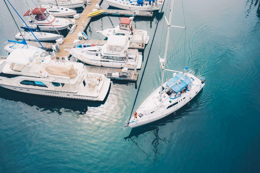 Cu&aacute;les son las Diferencias entre un Seguro de Bote y un Seguro de Barco