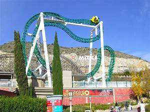 Evenpro park: C&oacute;mo se Integran las Atracciones Mec&aacute;nicas con los Espect&aacute;culos en un Parque Tem&aacute;tico