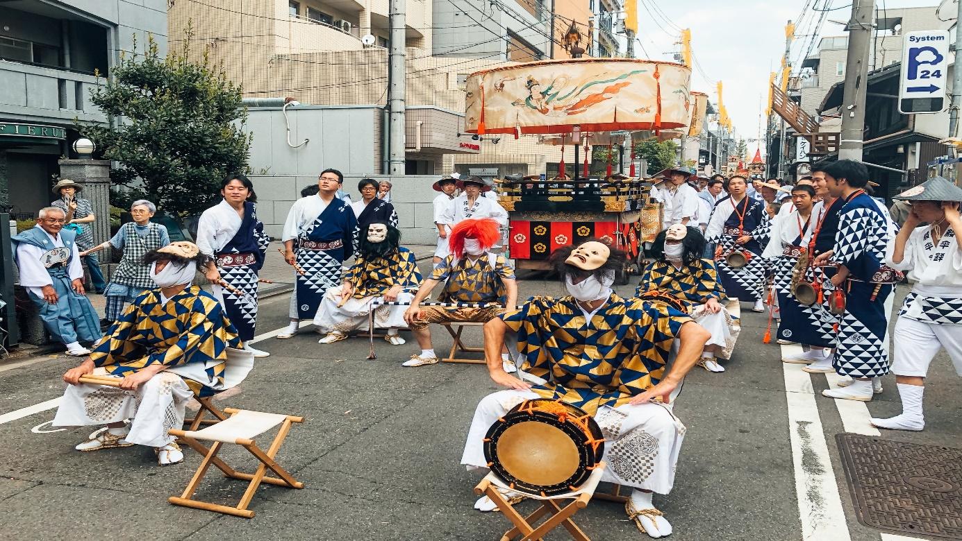 Evenpro: Cu&aacute;les son los Espect&aacute;culos M&aacute;s Tradicionales en Diferentes Culturas