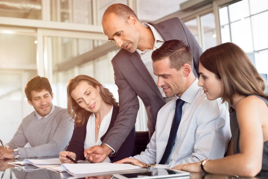 Pasos para Modernizar Procesos y Aumentar la Eficiencia de tu Empresa Pasos para Modernizar Procesos y Aumentar la Eficiencia de tu Empresa