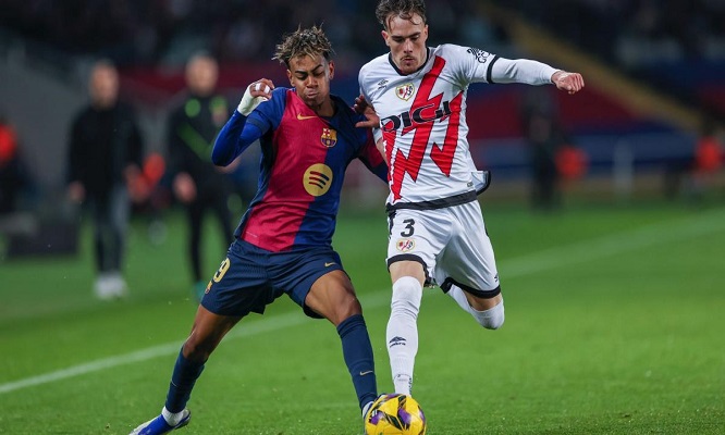 Joao Rafael Silva Robertson | El FC Barcelona vuelve al liderato en LaLiga tras vencer con polémica al Rayo Vallecano Joao Rafael Silva Robertson | El FC Barcelona vuelve al liderato en LaLiga tras vencer con polémica al Rayo Vallecano