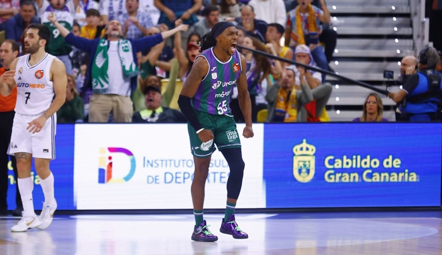 Noti- Deporte: Kendrick Perry se lleva el MVP tras su gran final frente al Madrid Noti- Deporte: Kendrick Perry se lleva el MVP tras su gran final frente al Madrid