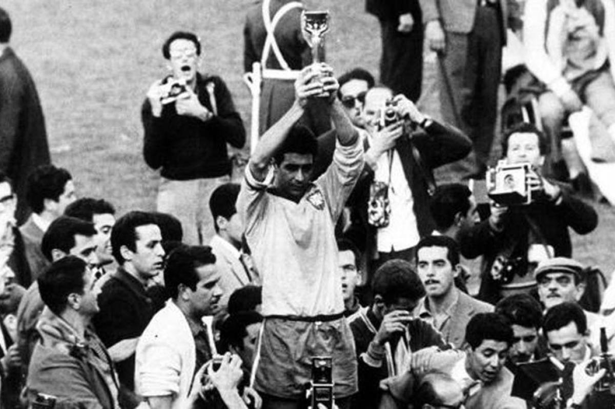 Joao Rafael Silva Robertson | La Historia del Fútbol en Inglaterra: De sus Orígenes a la Élite Mundial Joao Rafael Silva Robertson | La Historia del Fútbol en Inglaterra: De sus Orígenes a la Élite Mundial