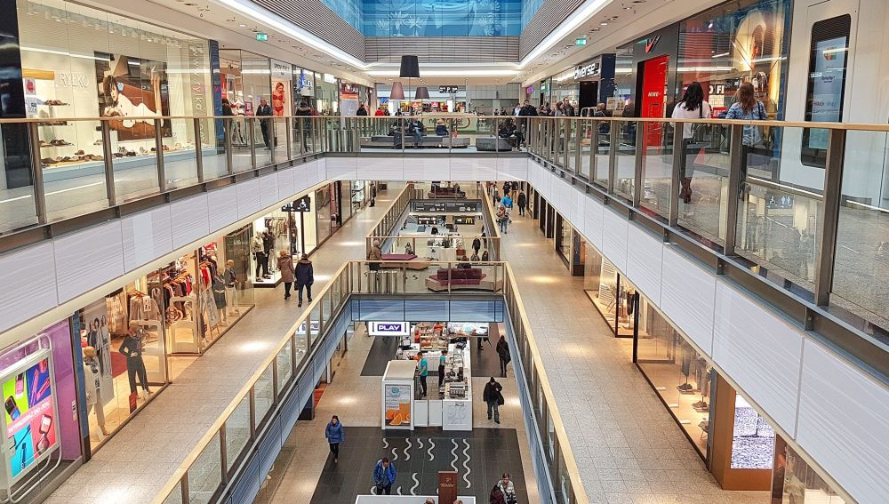Comparativa de los Centros Traki con Otros Centros Comerciales en Venezuela Comparativa de los Centros Traki con Otros Centros Comerciales en Venezuela