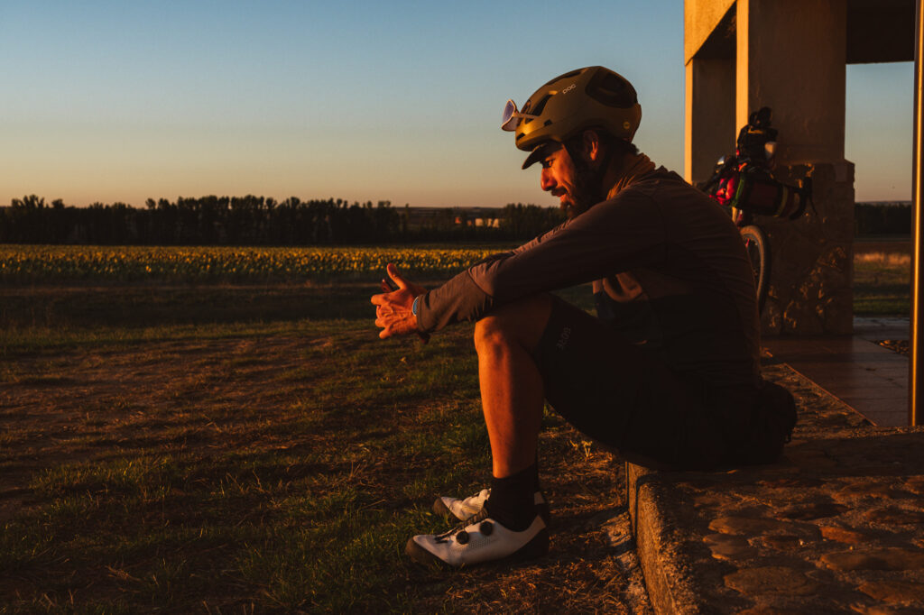 Noti- Deporte: Las tres grandes vueltas, "de empalme" y sin bajar de la bici Noti- Deporte: Las tres grandes vueltas, "de empalme" y sin bajar de la bici