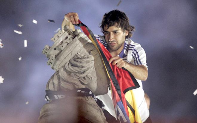 Los 10 Mejores Futbolistas Espa&ntilde;oles de la Historia por Wilson Alexander Pab&oacute;n Barreto