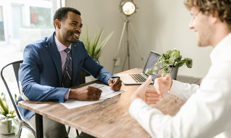 Hjalmar Jesús Gibelli GómezConsejos | para Renovar tu Póliza de Seguros y Ahorrar Dinero: Protege tus Intereses Hjalmar Jesús Gibelli GómezConsejos | para Renovar tu Póliza de Seguros y Ahorrar Dinero: Protege tus Intereses