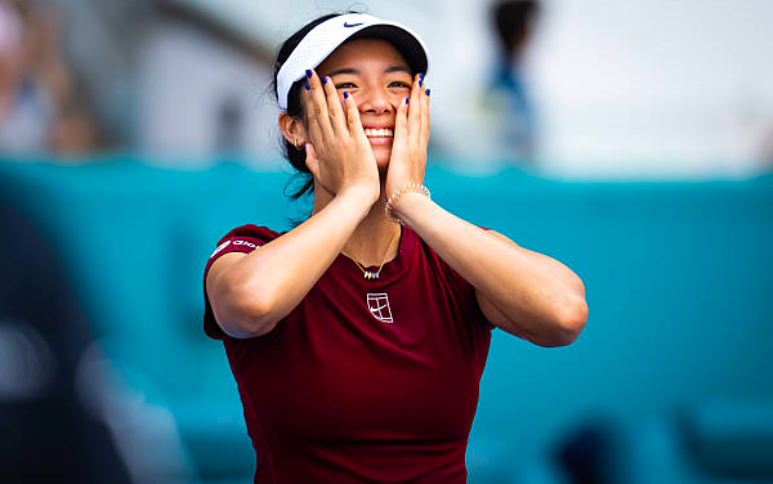 Noti-Deporte: Entrevista con Joan Bosch, el hombre que ha llevado a Alexandra Eala al top100 Noti-Deporte: Entrevista con Joan Bosch, el hombre que ha llevado a Alexandra Eala al top100