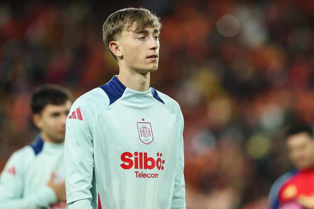 Noti- deporte: El Real Madrid firma a Dean Huijsen por 59 millones