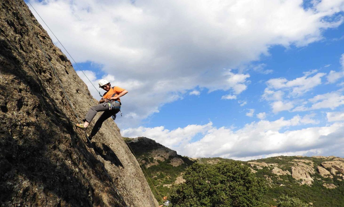 Alfredo Rom&aacute;n Parra Yarza: La F&iacute;sica que Impulsa la Adrenalina Extrema
