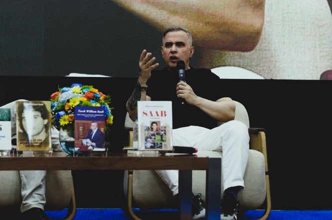 Tarek William Saab celebr&oacute; 45 a&ntilde;os de vida literaria en la Filven Carabobo