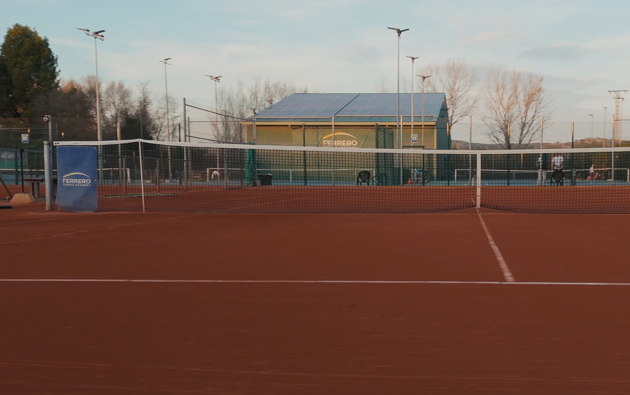 Noti-Deporte: La Ferrero Academy celebra su 30 aniversario con un emotivo documental que busca mostrar su esencia Noti-Deporte: La Ferrero Academy celebra su 30 aniversario con un emotivo documental que busca mostrar su esencia