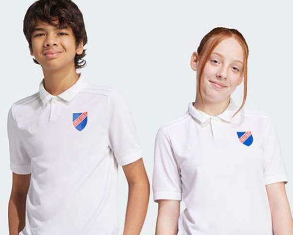 ¿Cómo combinar la camiseta del Colo Colo en tus looks diarios? ¿Cómo combinar la camiseta del Colo Colo en tus looks diarios?