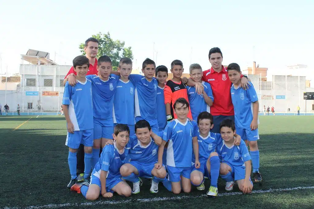 Noti- deporte: Categor&iacute;as de f&uacute;tbol en Espa&ntilde;a: F&uacute;tbol base y profesionales