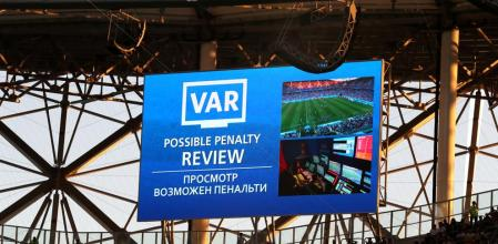 El Impacto de la Tecnolog&iacute;a en el F&uacute;tbol Moderno por Joao Rafael Silva Robertson